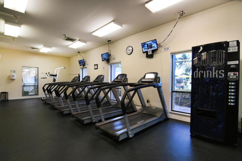  Condo & Townhome Photos