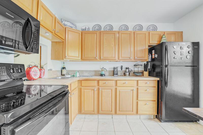  Condo & Townhome Photos