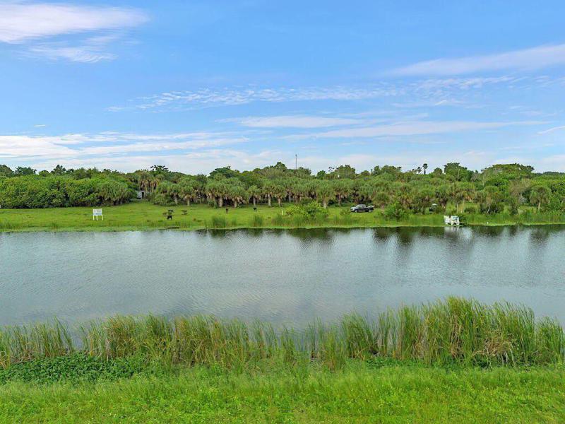  Commercial & Industrial Land Images 