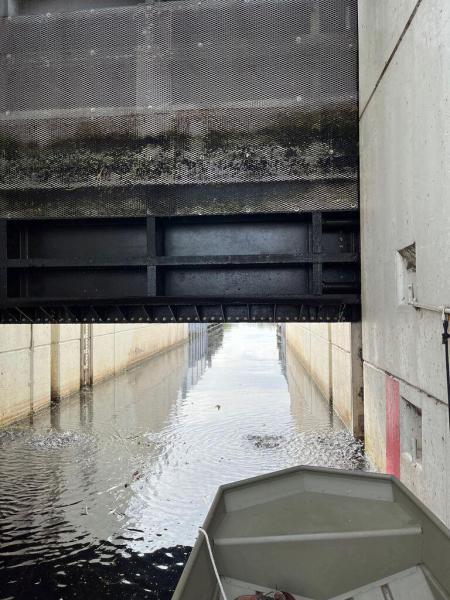  Commercial & Industrial Land Images 