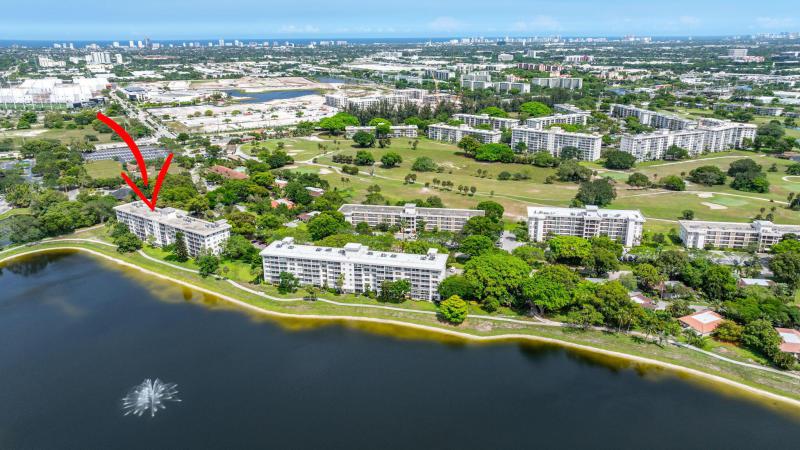  Condo & Townhome Photos