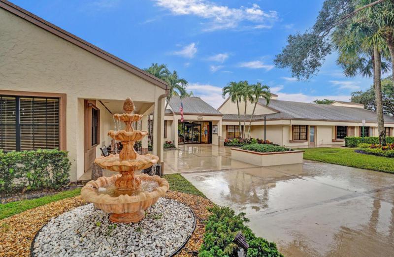  Condo & Townhome Photos