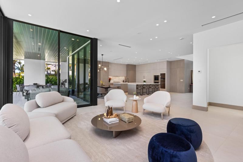  Single Family Homes Photo 11:  Boca Raton,  FL 33432