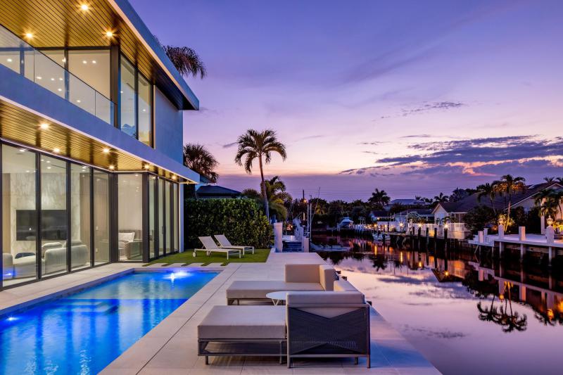  Single Family Homes Photo 2:  Boca Raton,  FL 33432