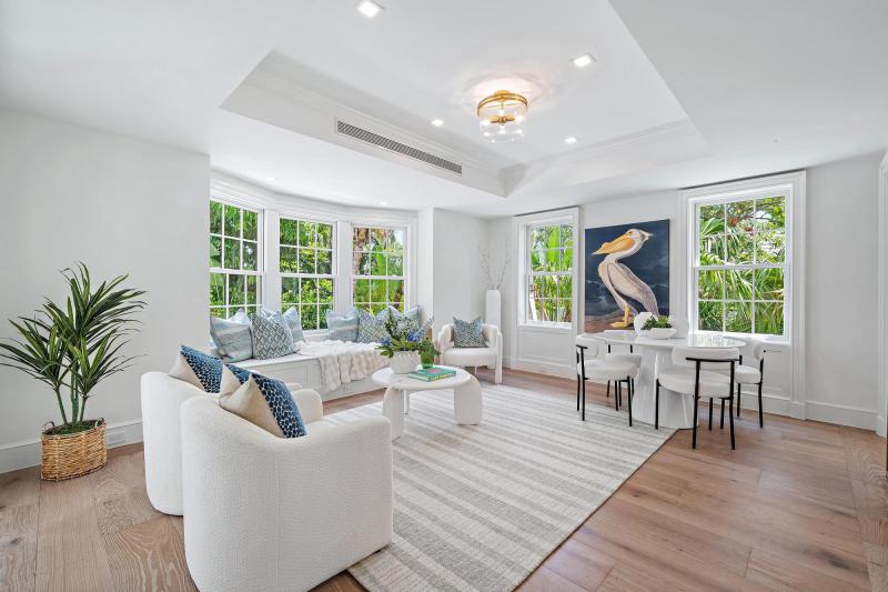  Single Family Homes Photo 13:  Palm Beach,  FL 33480