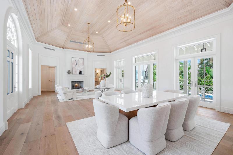  Single Family Homes Photo 9:  Palm Beach,  FL 33480