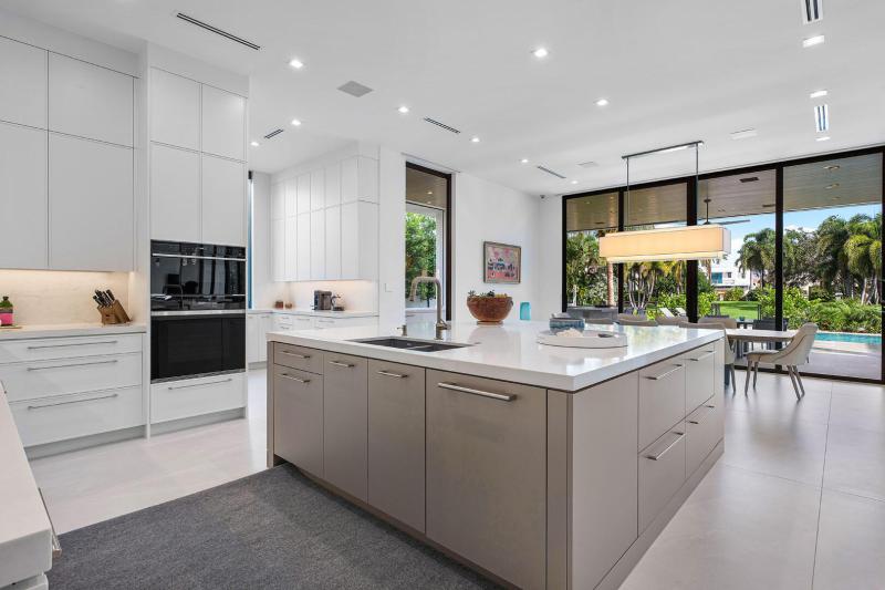  Single Family Homes Photo 19:  Boca Raton,  FL 33432
