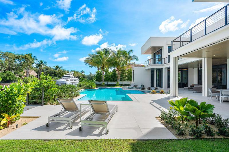  Single Family Homes Photo 27:  Boca Raton,  FL 33432