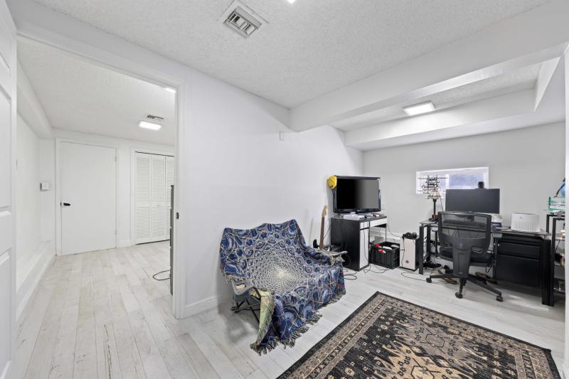 Duplex, Triplex and Fourplex Images