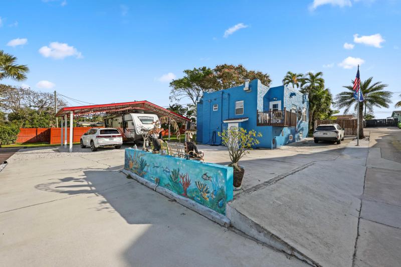 Duplex, Triplex and Fourplex Images