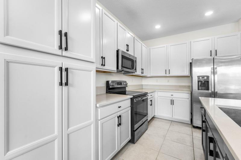  Condo & Townhome Photos