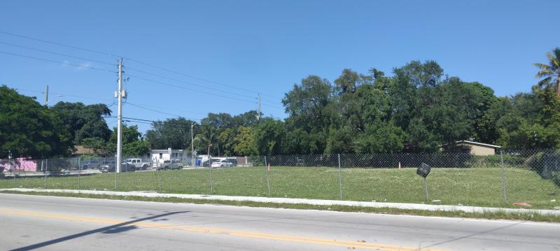  Commercial & Industrial Land Images 