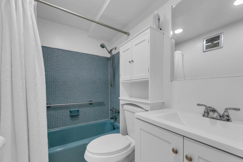  Condo & Townhome Photos