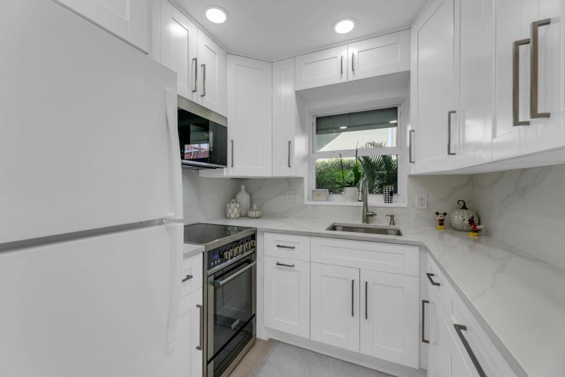  Condo & Townhome Photos