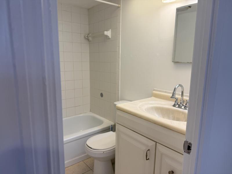  Condo & Townhome Photos