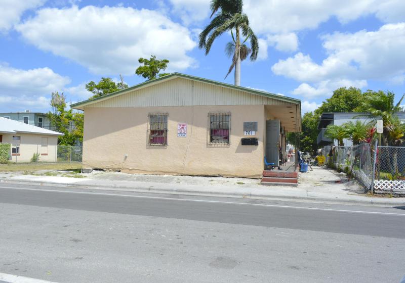 Duplex, Triplex and Fourplex Images