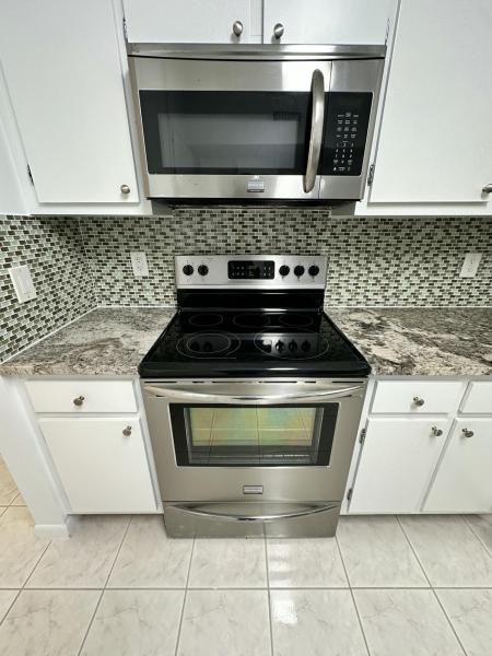  Condo & Townhome Photos