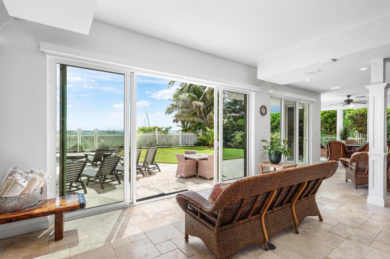  Single Family Homes Photo 16:  Pompano Beach,  FL 33062