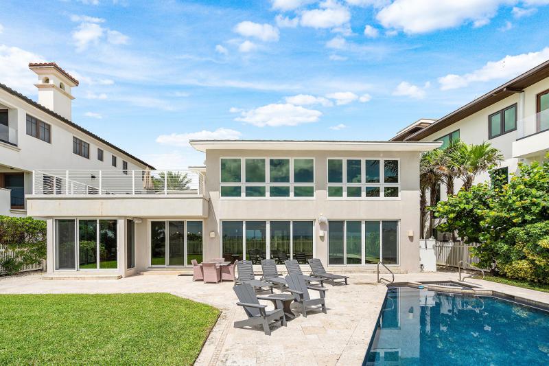  Single Family Homes Photo 38:  Pompano Beach,  FL 33062