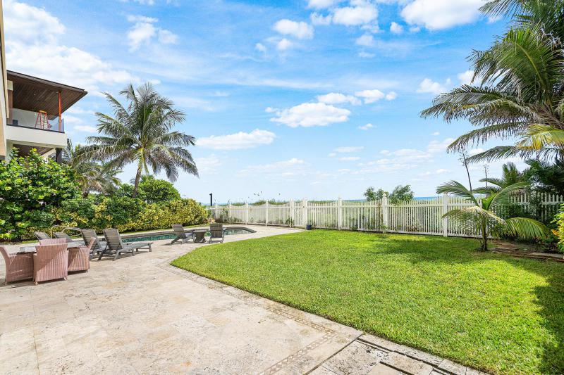  Single Family Homes Photo 39:  Pompano Beach,  FL 33062