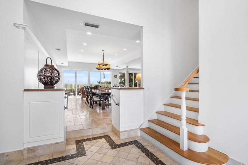  Single Family Homes Photo 5:  Pompano Beach,  FL 33062