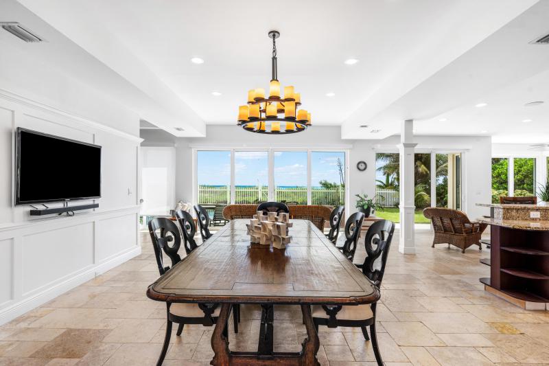  Single Family Homes Photo 9:  Pompano Beach,  FL 33062