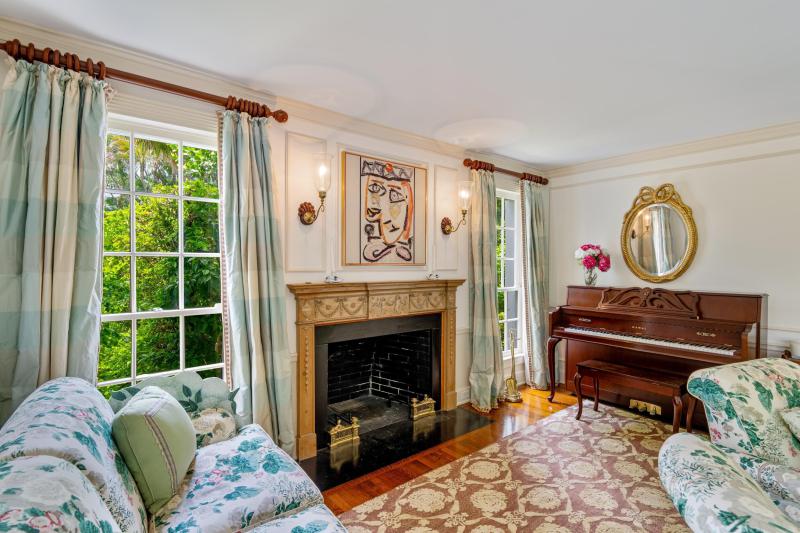  Single Family Homes Photo 11:  Palm Beach,  FL 33480