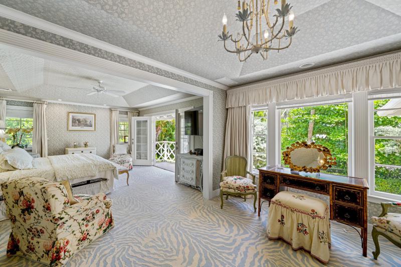  Single Family Homes Photo 29:  Palm Beach,  FL 33480