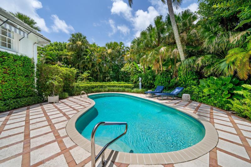  Single Family Homes Photo 58:  Palm Beach,  FL 33480