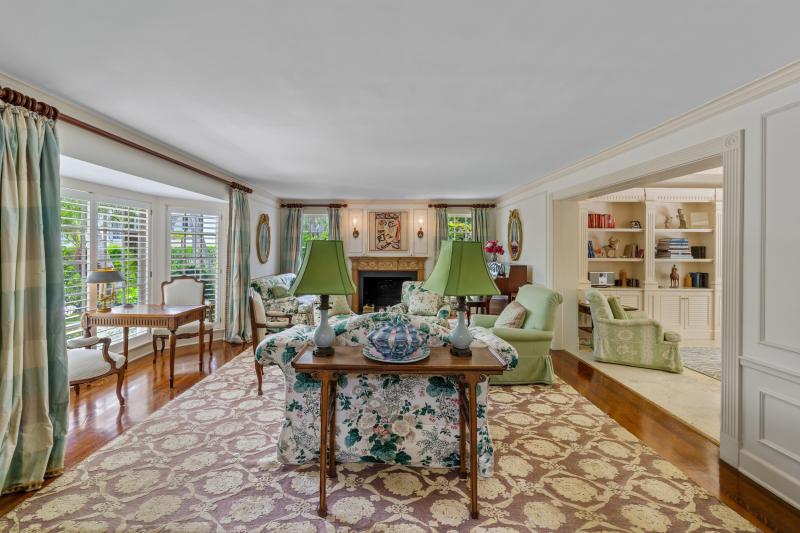  Single Family Homes Photo 9:  Palm Beach,  FL 33480