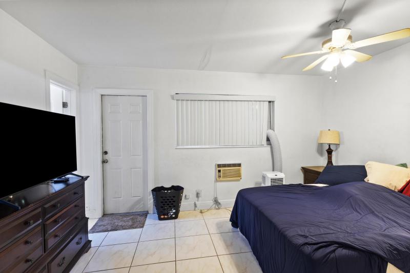 Duplex, Triplex and Fourplex Images