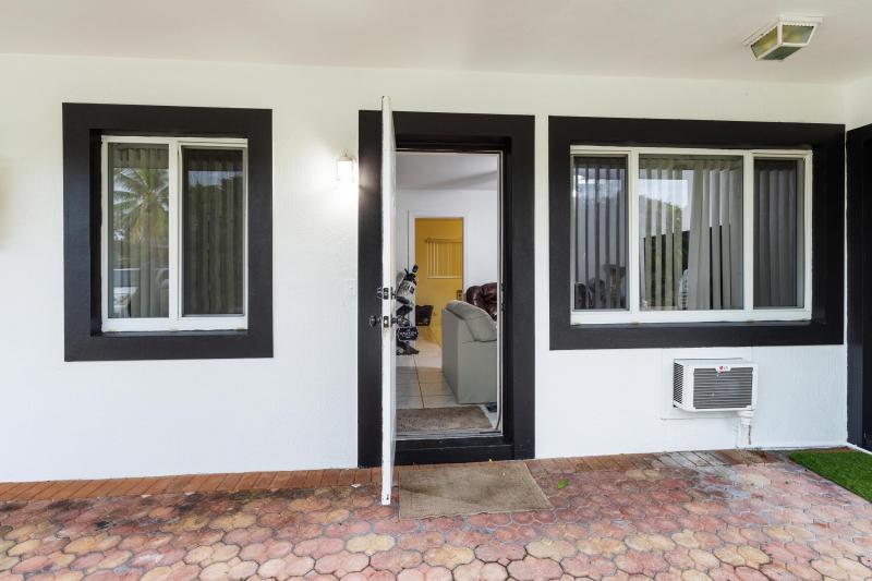 Duplex, Triplex and Fourplex Images