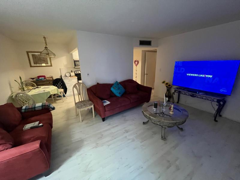  Condo & Townhome Photos