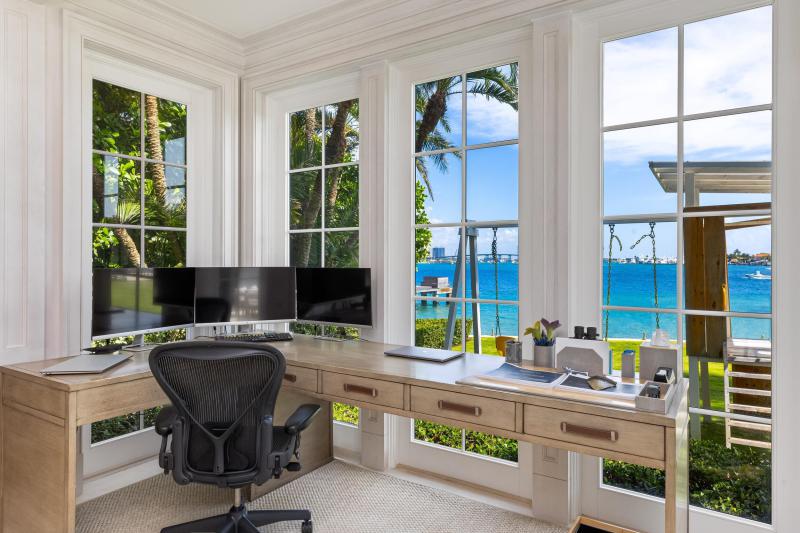  Single Family Homes Photo 40:  Palm Beach,  FL 33480