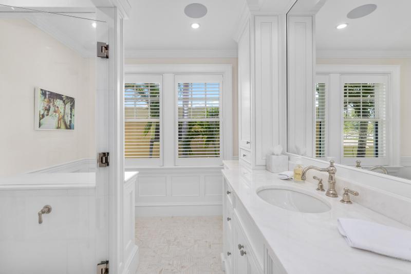  Single Family Homes Photo 54:  Palm Beach,  FL 33480