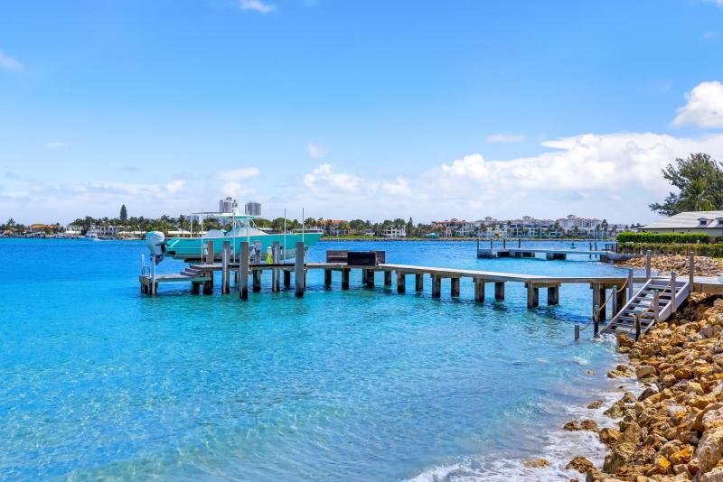  Single Family Homes Photo 73:  Palm Beach,  FL 33480