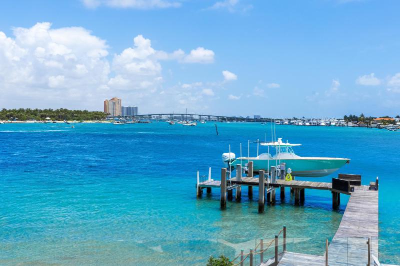  Single Family Homes Photo 75:  Palm Beach,  FL 33480