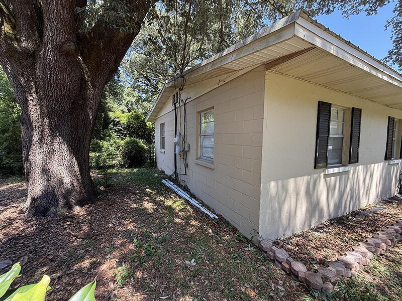  Single Family Homes Photo 3:  Pensacola,  FL 32514