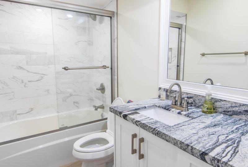  Condo & Townhome Photos