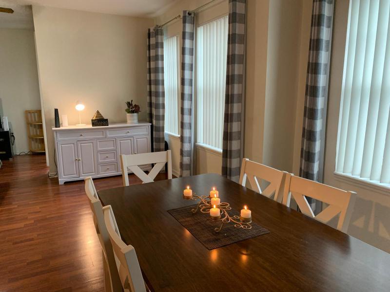  Condo & Townhome Photos
