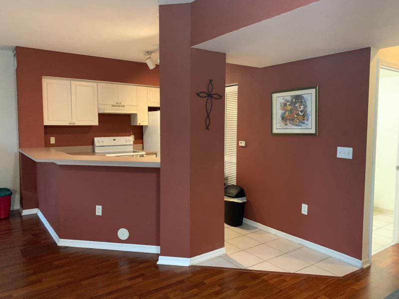  Condo & Townhome Photos
