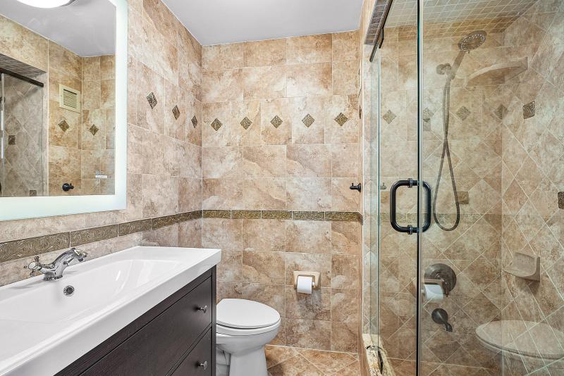  Condo & Townhome Photos