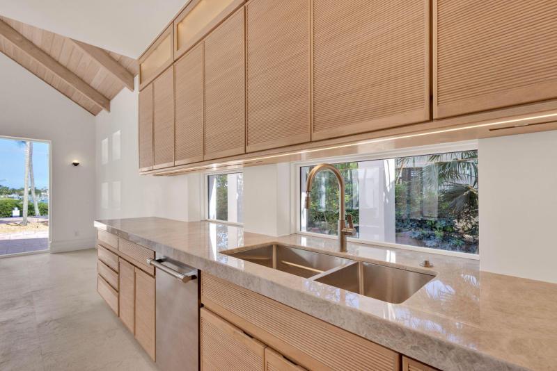  Single Family Homes Photo 19:  Stuart,  FL 34996