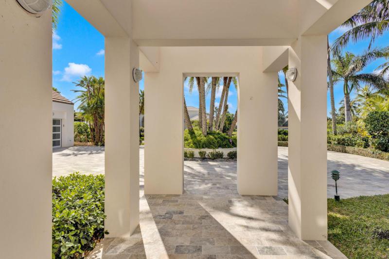  Single Family Homes Photo 8:  Stuart,  FL 34996