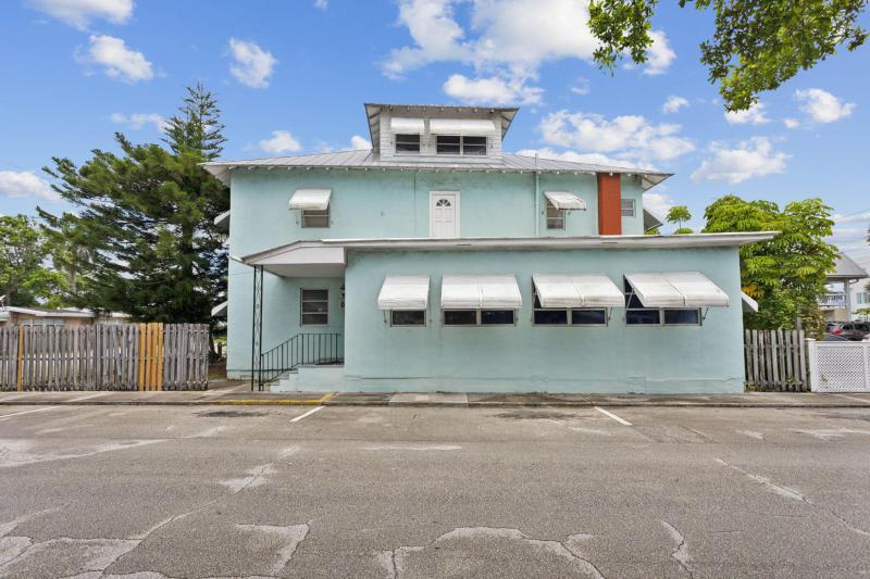 Duplex, Triplex and Fourplex Images