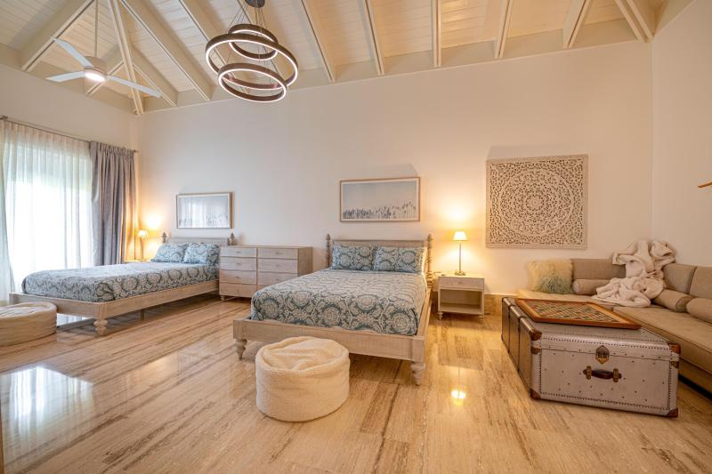  Single Family Homes Photo 28:  Casa de Campo,  DR 22000