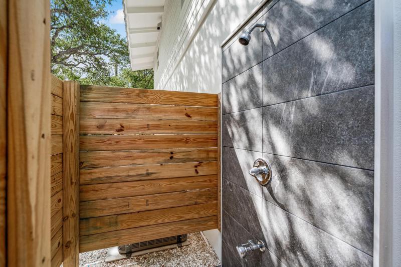  Single Family Homes Photo 34:  Vero Beach,  FL 32963