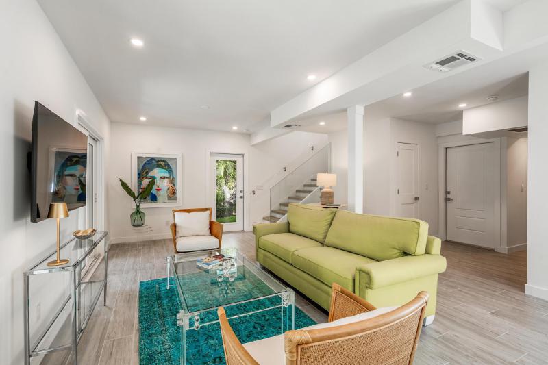  Single Family Homes Photo 5:  Vero Beach,  FL 32963