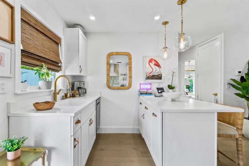 Duplex, Triplex and Fourplex Images