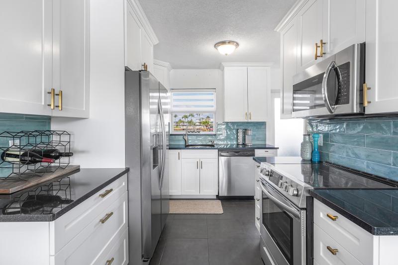  Condo & Townhome Photos